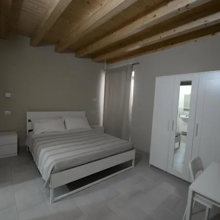 Sonia E Alessia 밀레토