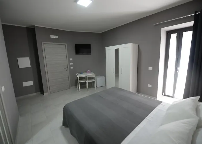 לינה וארוחת בוקר Sonia E Alessia Mileto