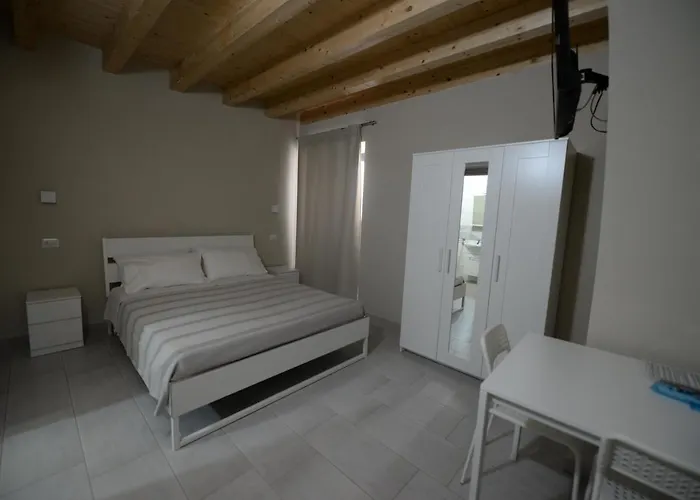 Sonia E Alessia לינה וארוחת בוקר Mileto